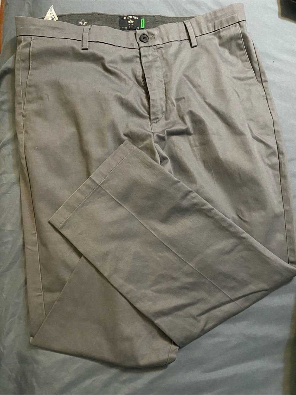 Dockers Men's Gray Slim Straight Chinos